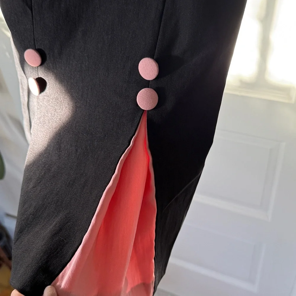 Stop Staring! bombshell dress - medium - Picture 3 of 6